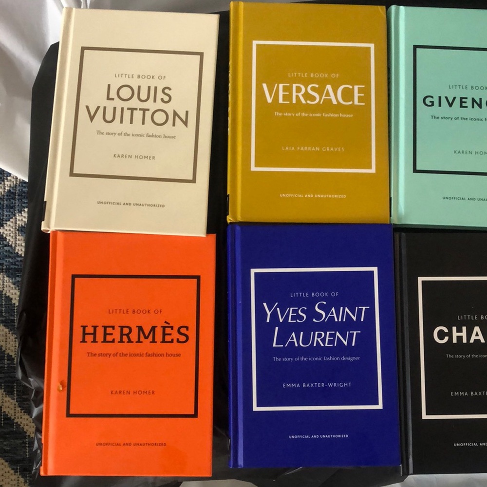 Luxury fashion books - set of 7 Hermes, LV, Valentino, Chanel, YSL, Versace new - Picture 3 of 13